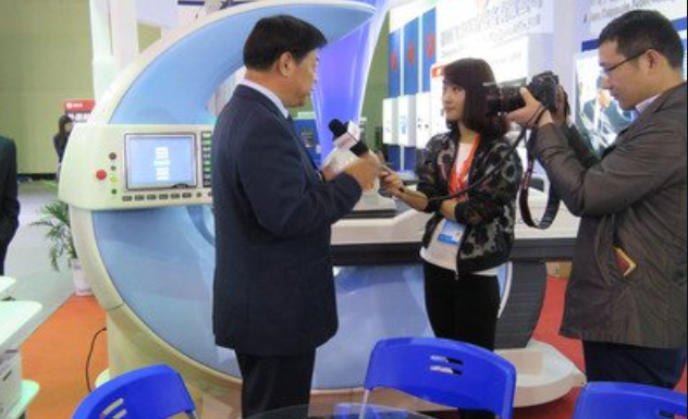 洛阳一高校老师发起众筹大会 为创客和投资者搭桥