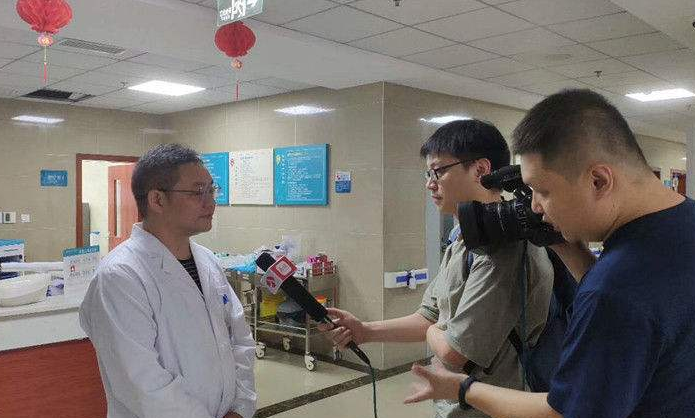 洛阳一幼儿园隔壁浴池渗水 地板不到三年换两次