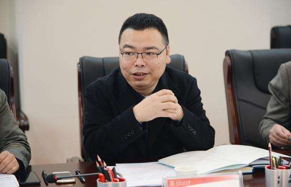 洛阳村民自发献爱心 失去奶奶的小佳浩生活获照顾