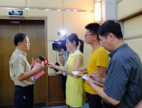 洛阳花会期间 原有停车场“坐地”涨价收费没规矩