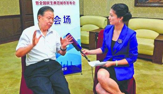 黄河边一7岁男孩落水 两名大学生施救一人失踪