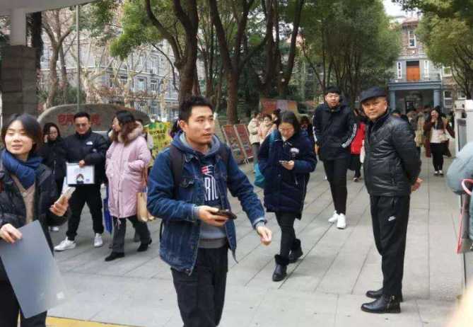 明起公路客运将迎高峰 洛阳汽车站会随时加开班次